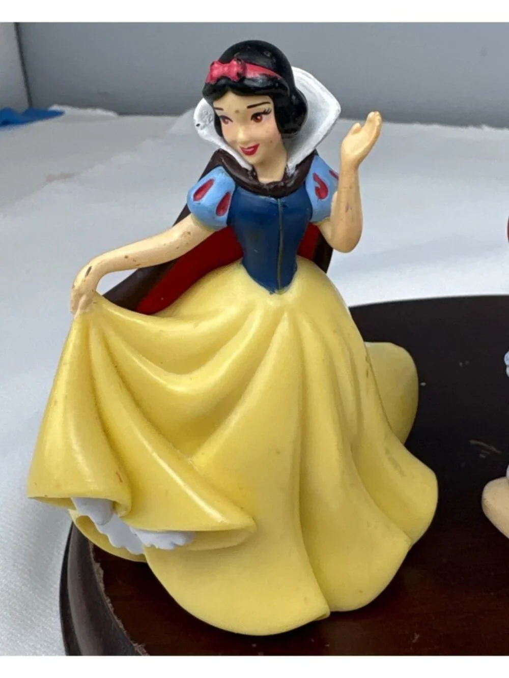 Disney Princess Figurine Set Ariel Snow White Mulan Merida Jasmine Collectibles